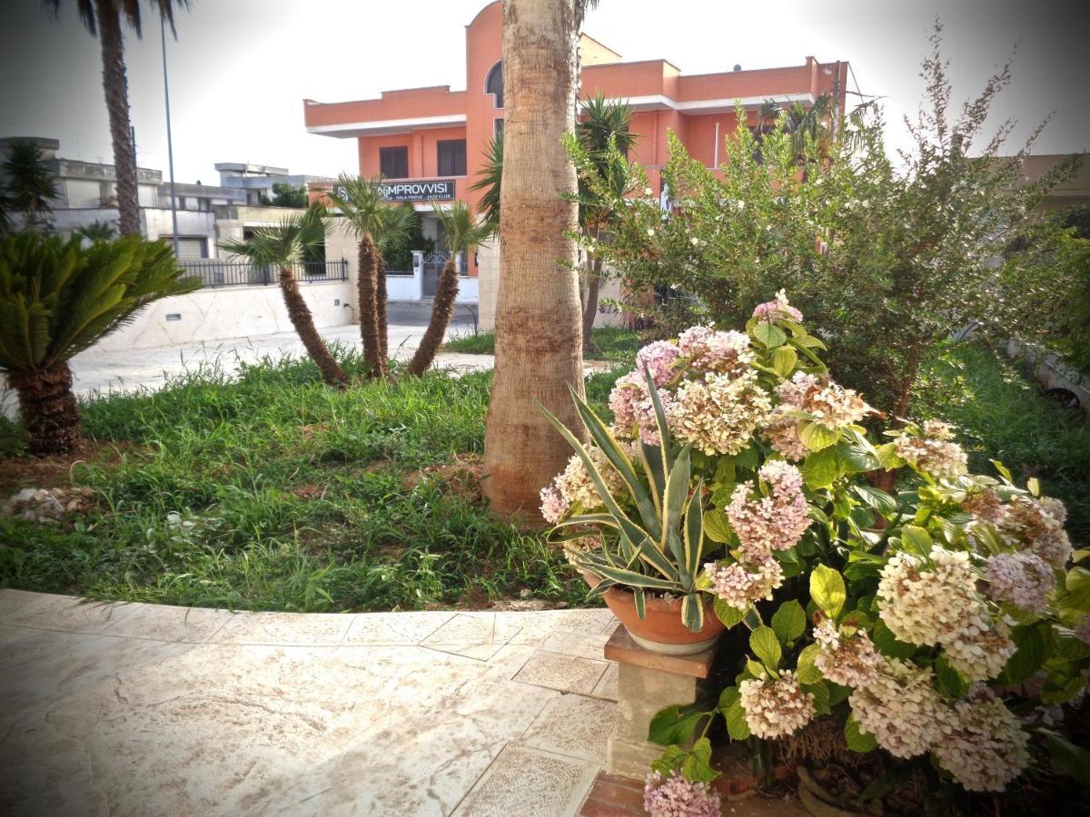 B&B Dei Ciclopi Salice Salentino Luaran gambar