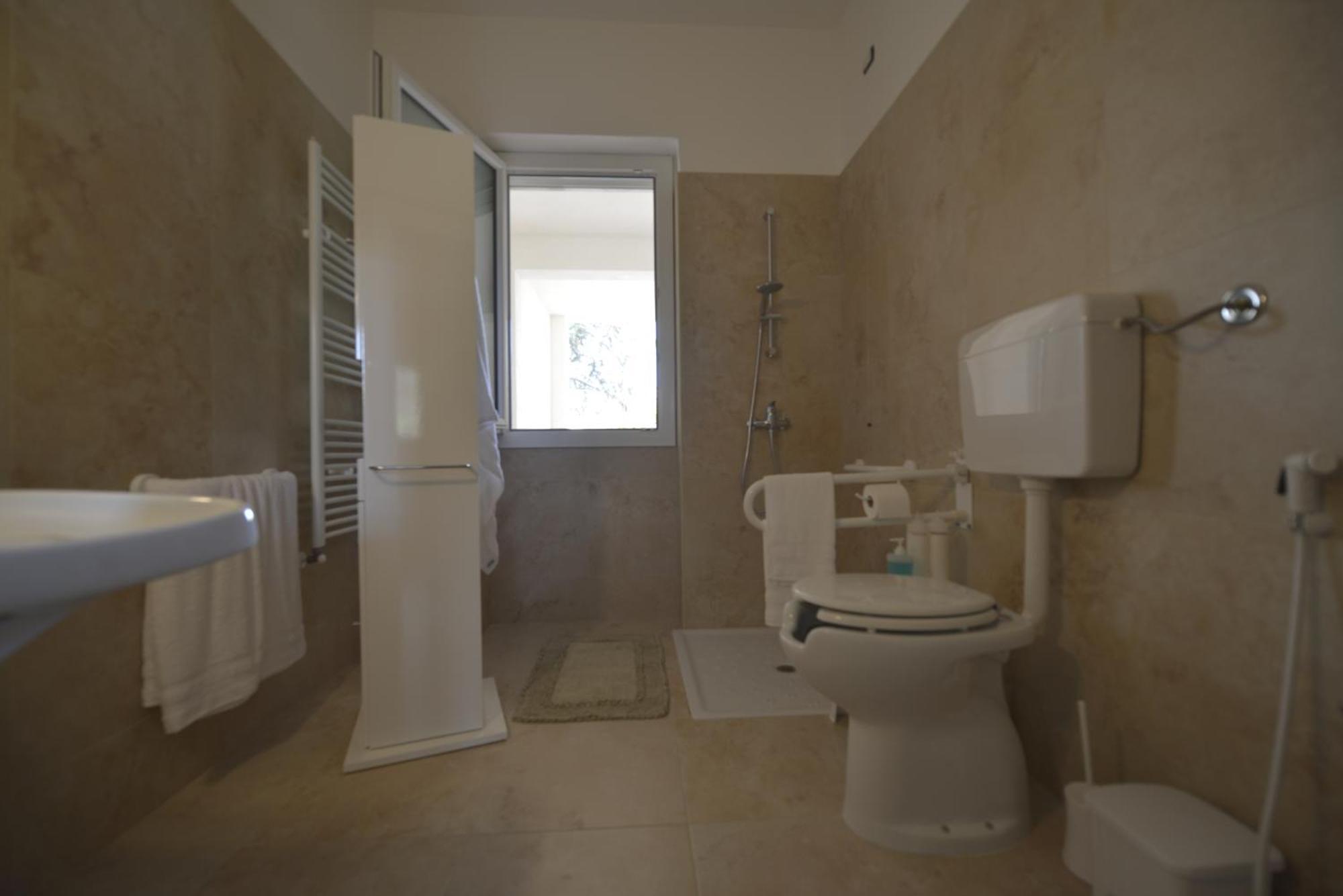 B&B Dei Ciclopi Salice Salentino Luaran gambar